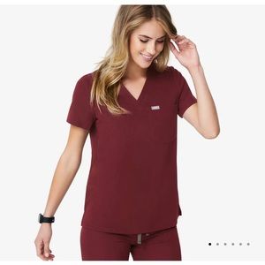 Figs Burgundy Catarina and Kade set! Size small top, small tall bottom!